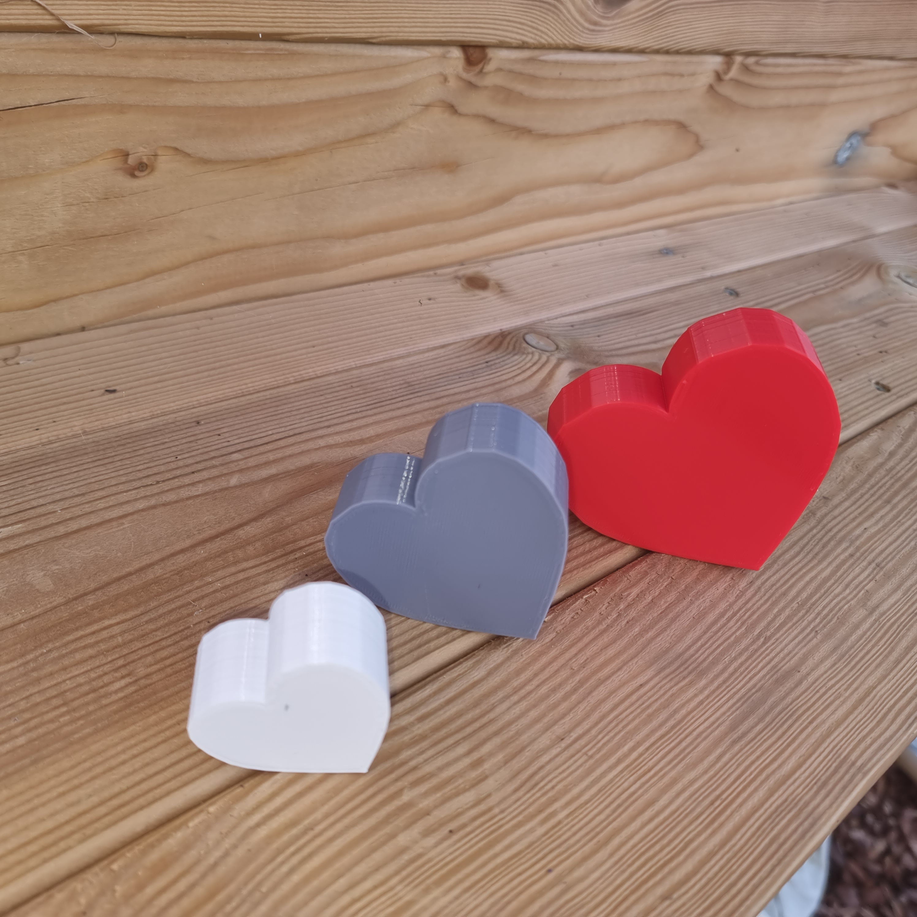 3D Printed Freestanding Customizable 3D Printed Geometric Love Heart Ornaments - Modern Decor for Home, Nursery, & Weddings, Wedding Favours