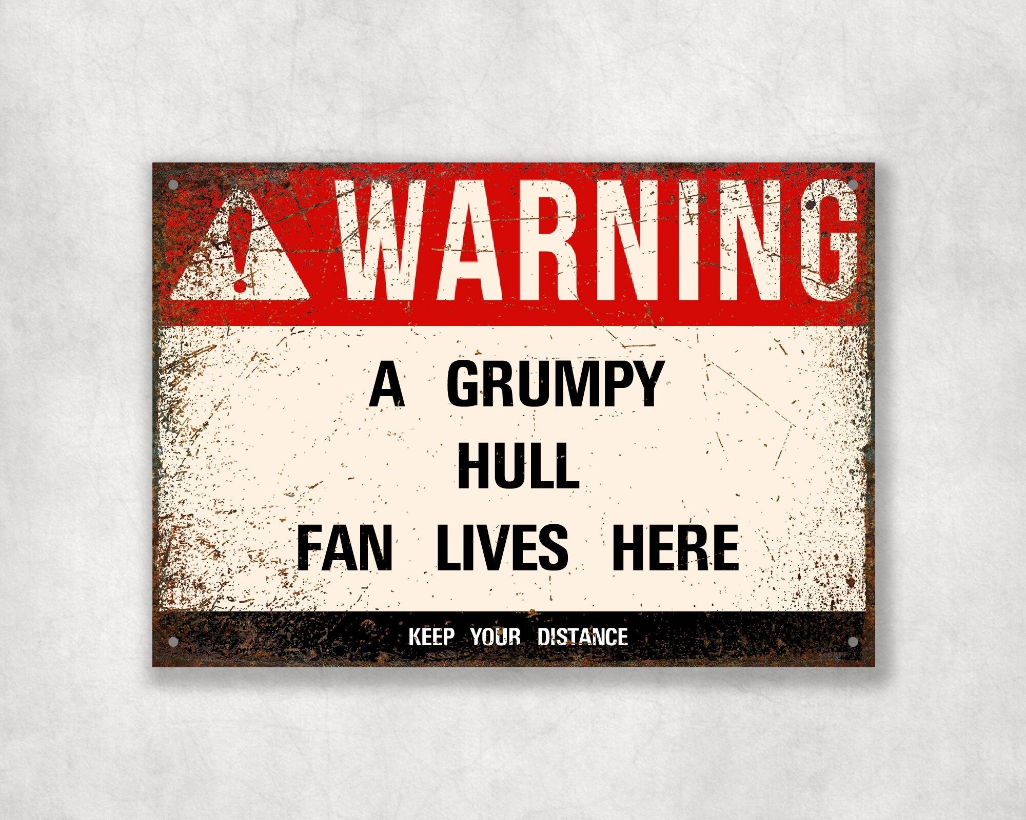 Grumpy HULL Fan Metal Sign - Vintage Retro Man Cave Decor, Funny Retro Plaque for Home Bar, Shed or Garage