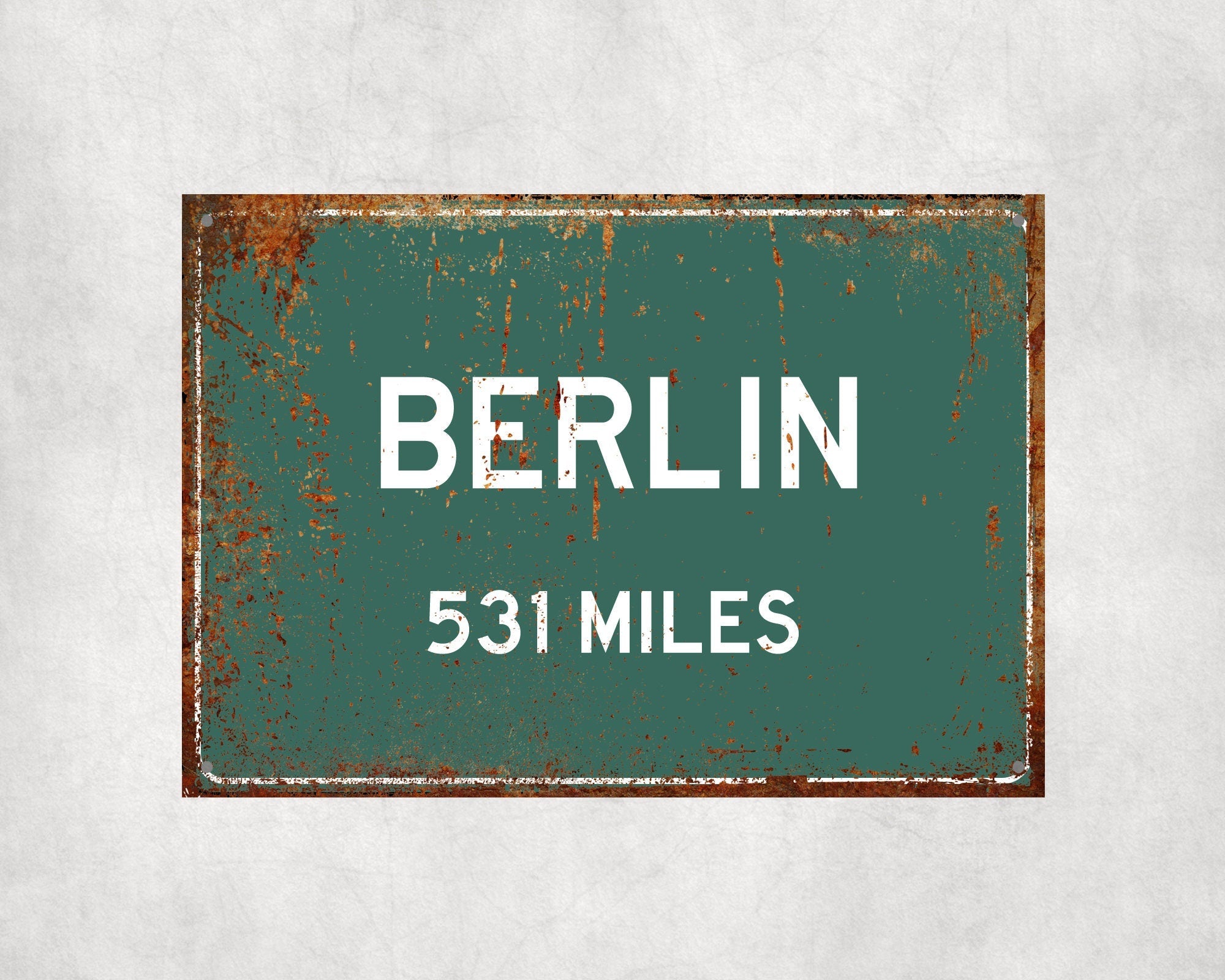 PERSONALIZED BERLIN Sign, Berlin City Distance Sign, City of Berlin Gift, Berlin Gifts, Berlin Souvenir, Berlin Signs